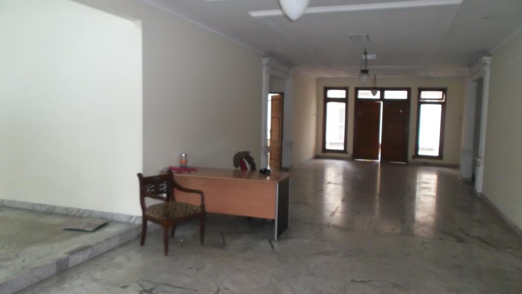 Amazing house for office for rent in the prime area of Kebayoran baru