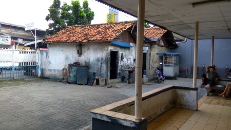 Dijual Rumah & Tanah di Jl. Imam Bonjol - Karawaci