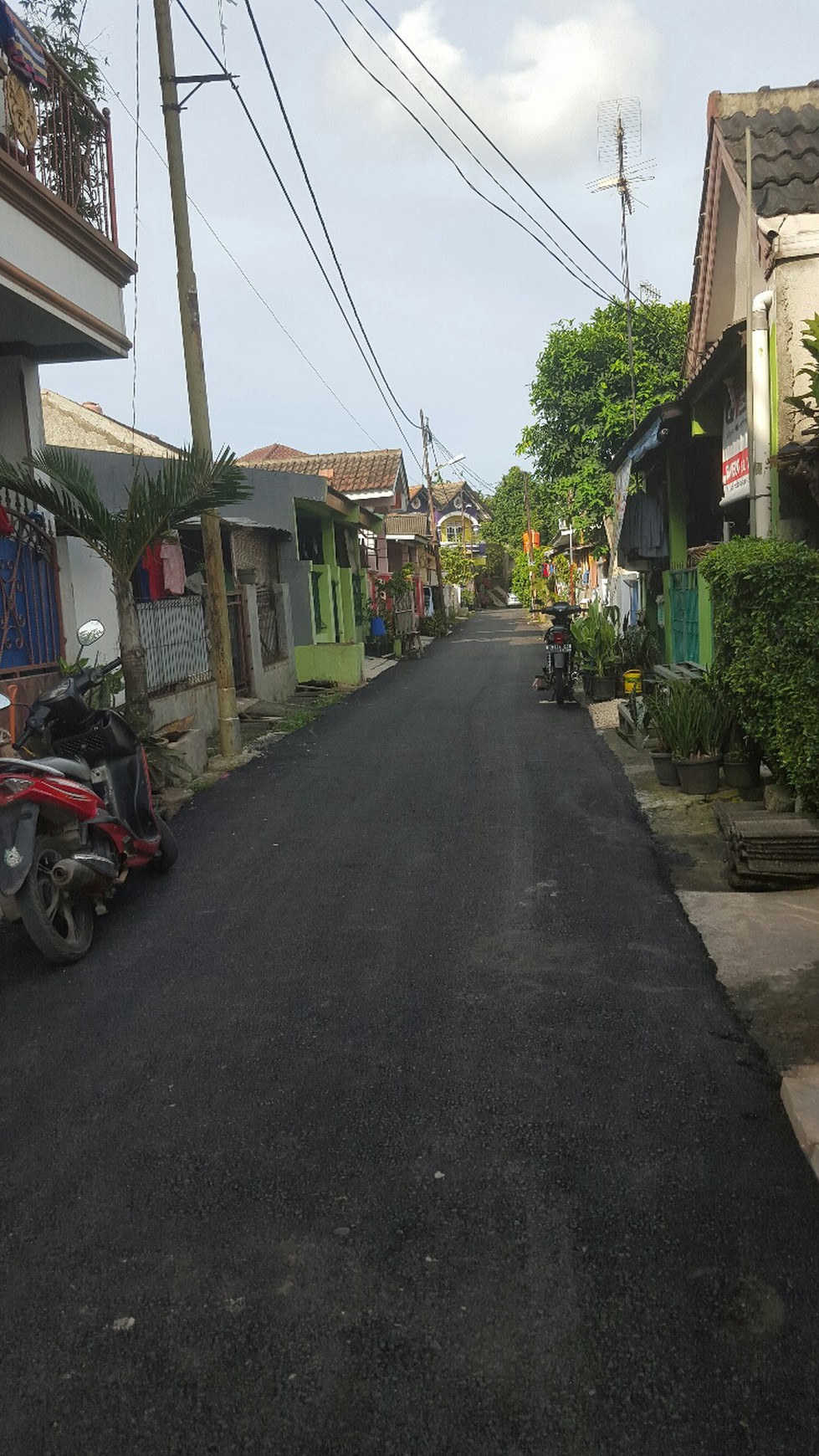 DIjual Rumah di Jl. Hamengkubowono - Perum 3, Karawaci