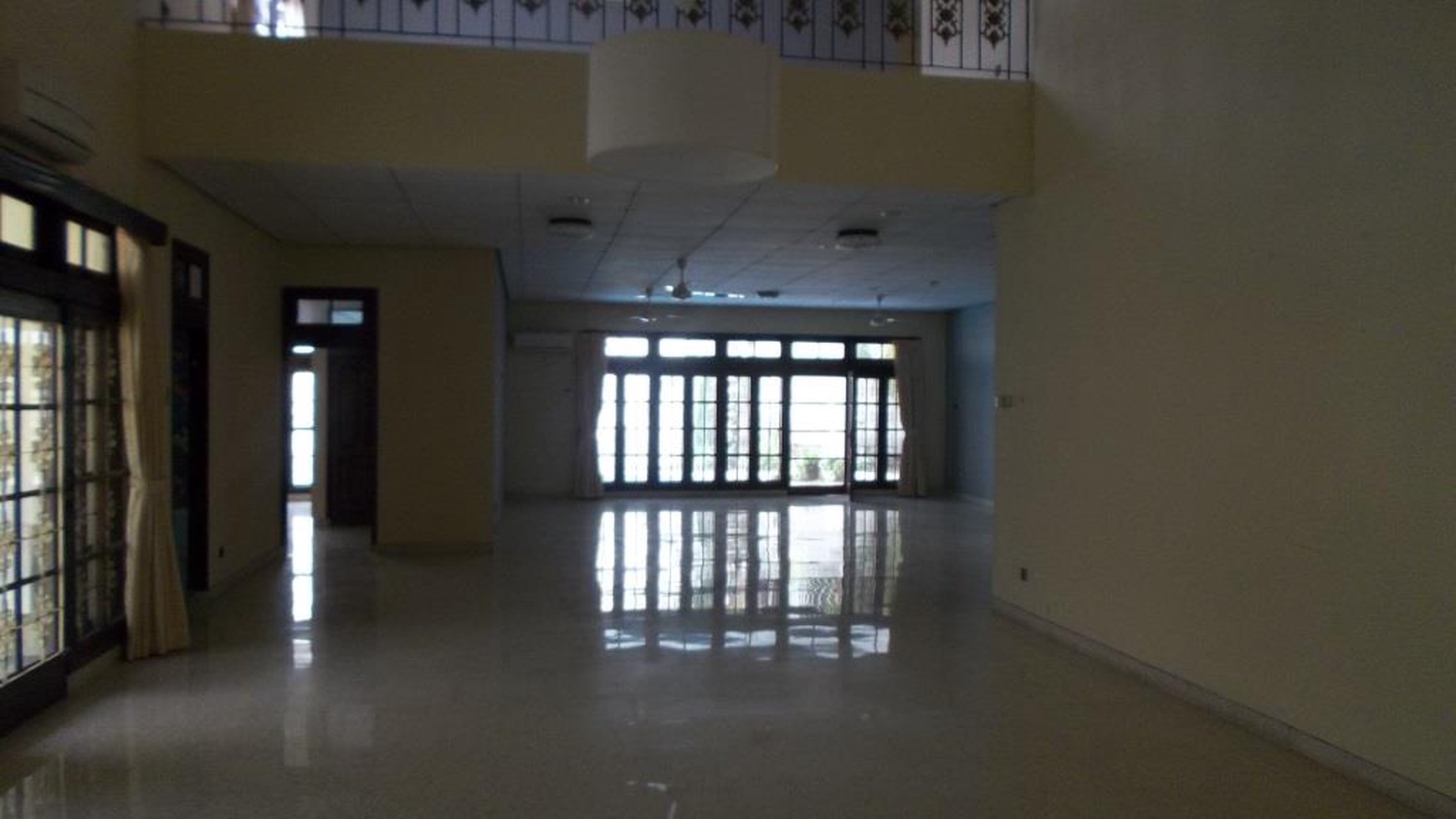 Amazing House in the Prime area of Pondok Indah