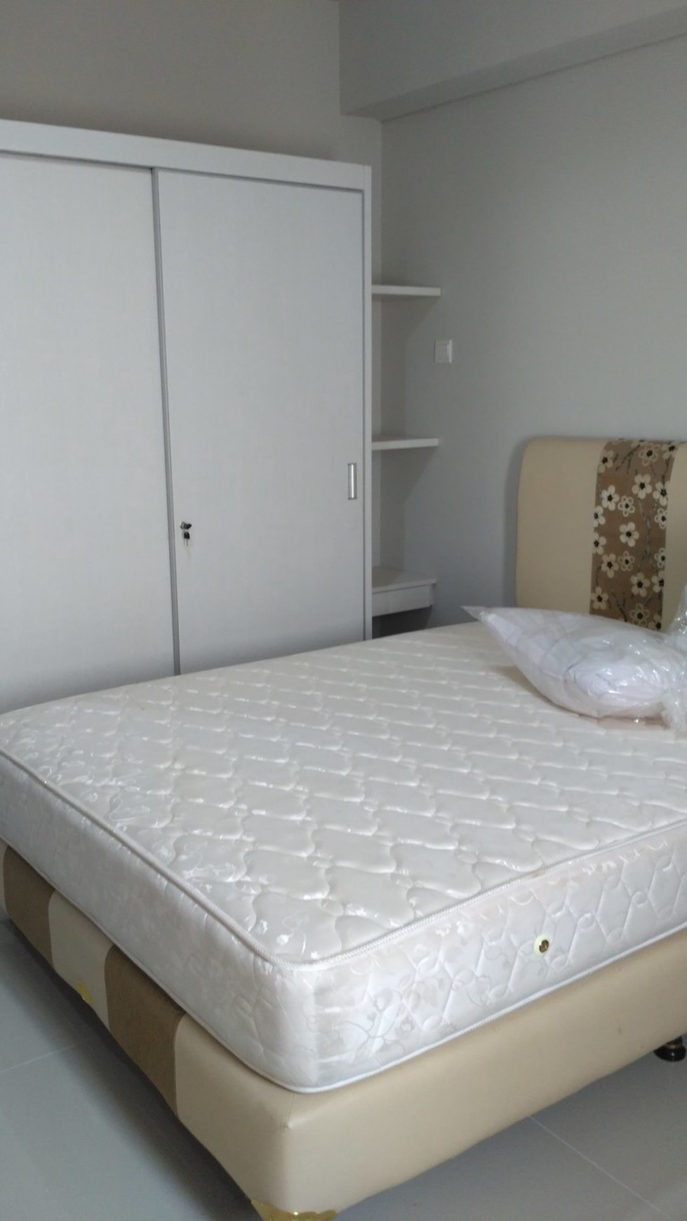 Dijual / Disewakan Apartment Beverly 90210 Type Studio - Gading Serpong