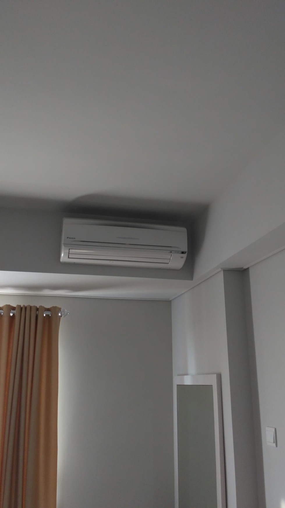 Dijual / Disewakan Apartment Beverly 90210 Type Studio - Gading Serpong
