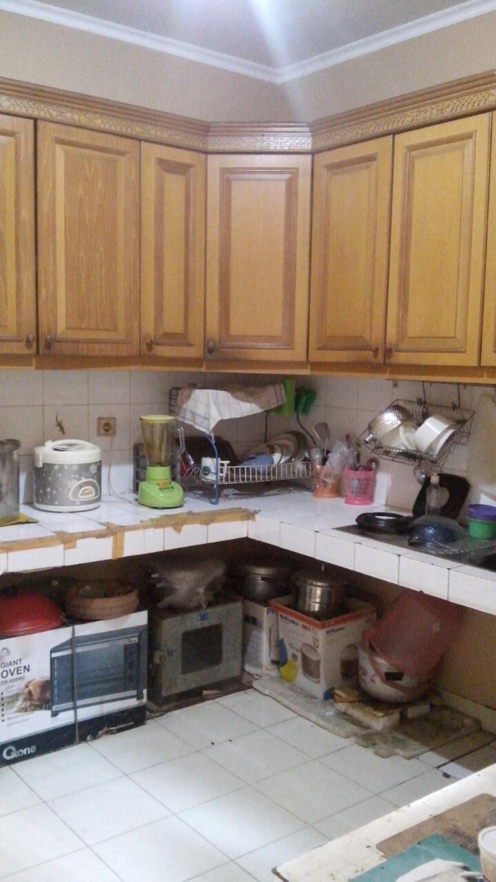 RUMAH SEWA 2 LANTAI FULL FURNISH DI TAMAN GIRI LOKA, BSD