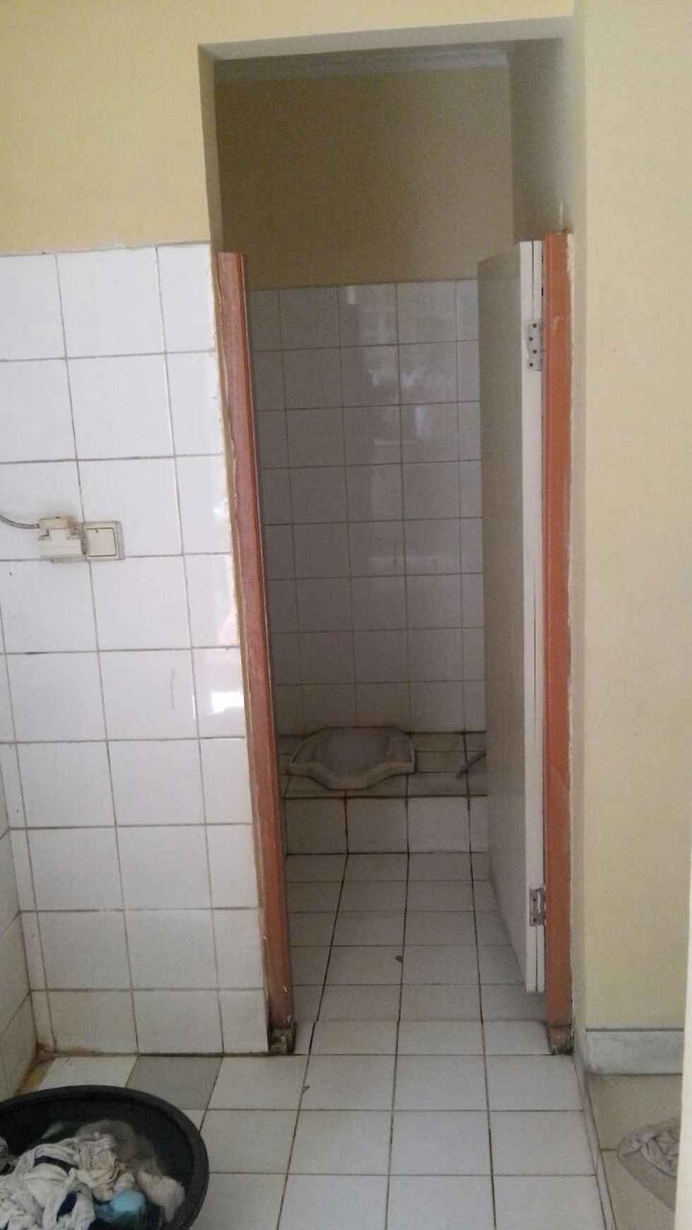 RUMAH SEWA 2 LANTAI FULL FURNISH DI TAMAN GIRI LOKA, BSD