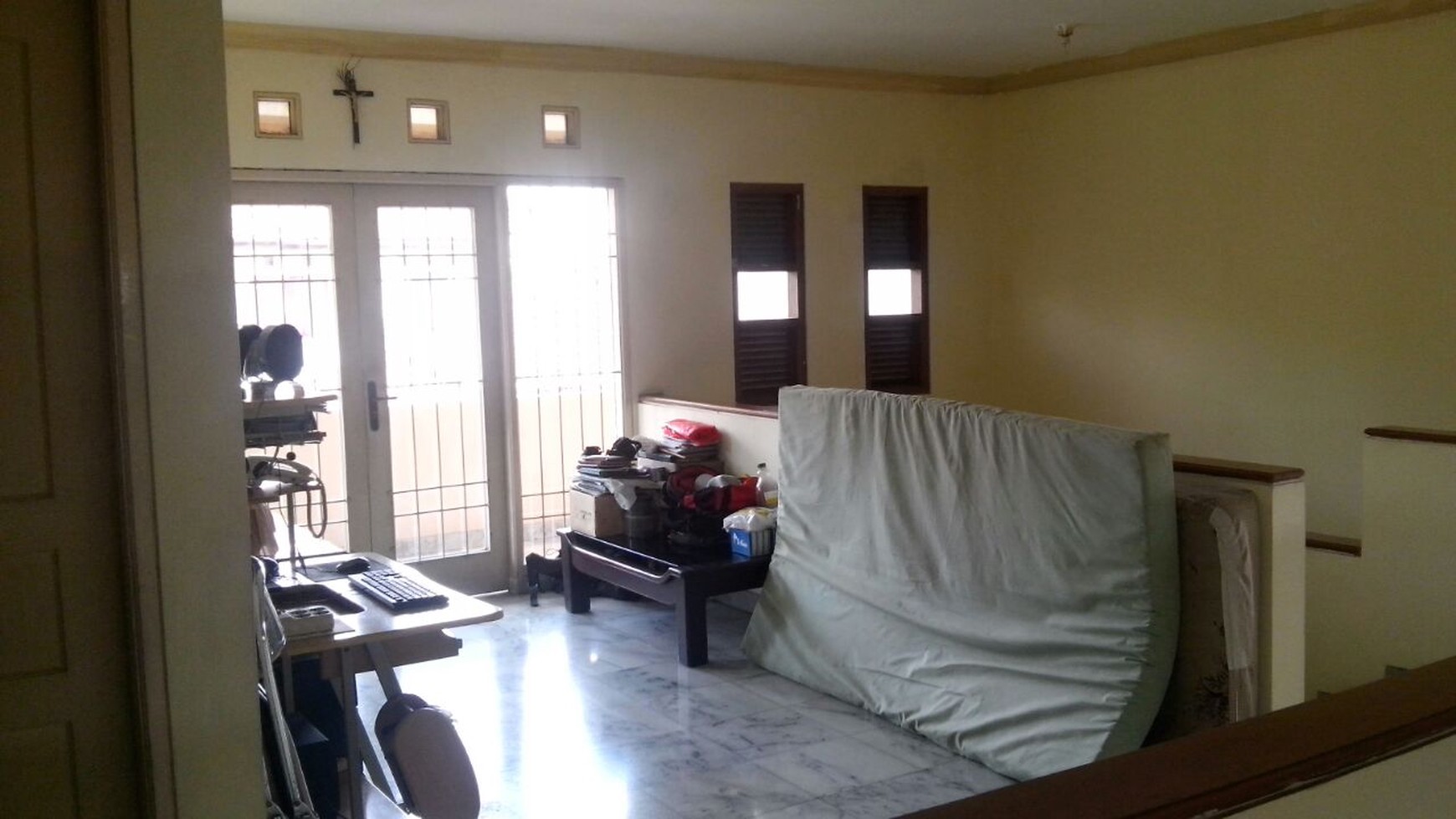 RUMAH SEWA 2 LANTAI FULL FURNISH DI TAMAN GIRI LOKA, BSD