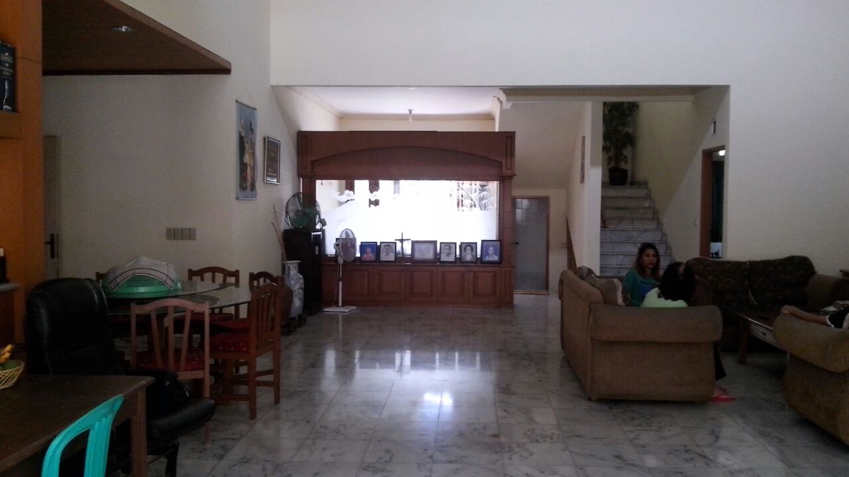 RUMAH SEWA 2 LANTAI FULL FURNISH DI TAMAN GIRI LOKA, BSD