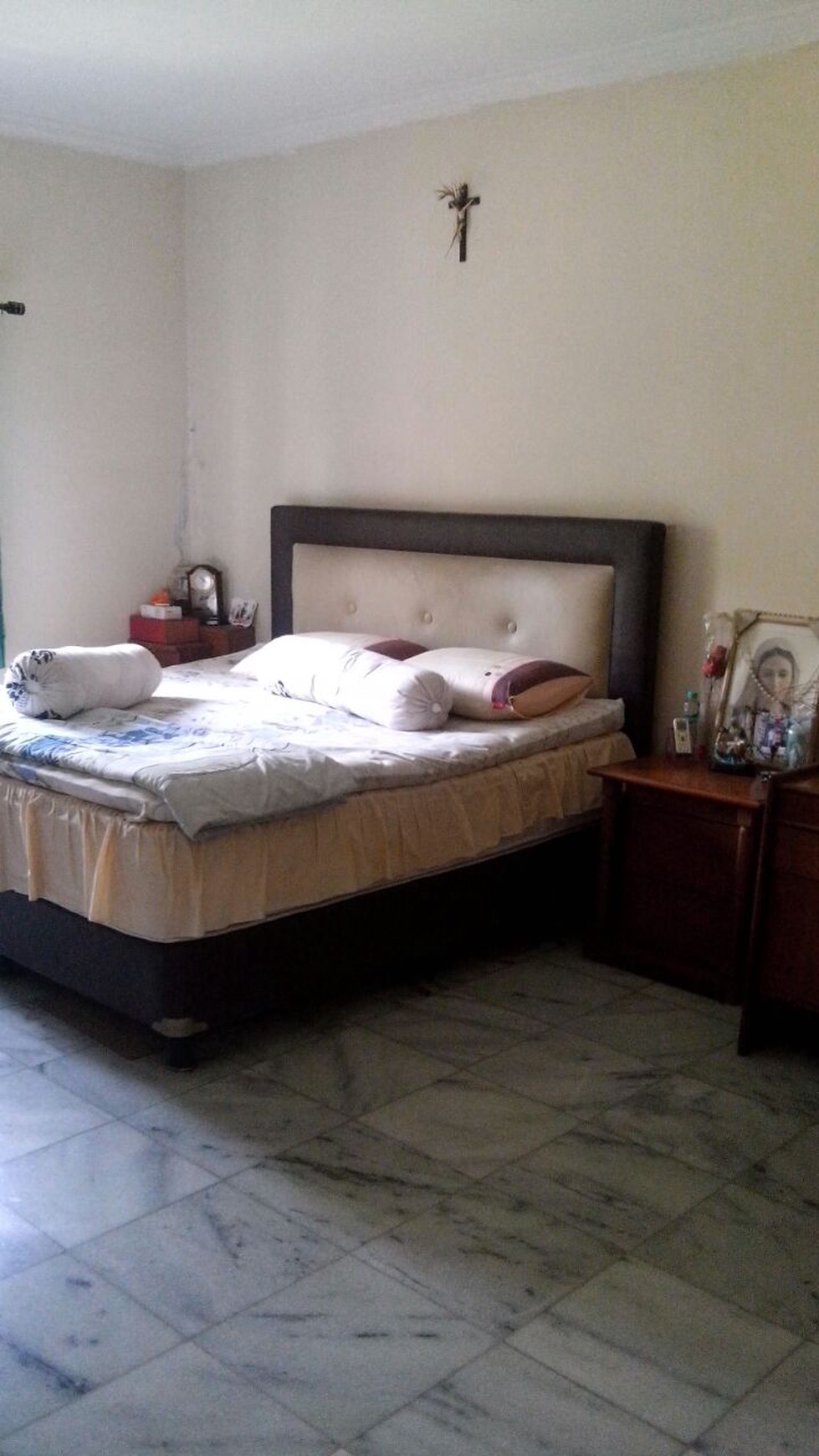 RUMAH SEWA 2 LANTAI FULL FURNISH DI TAMAN GIRI LOKA, BSD