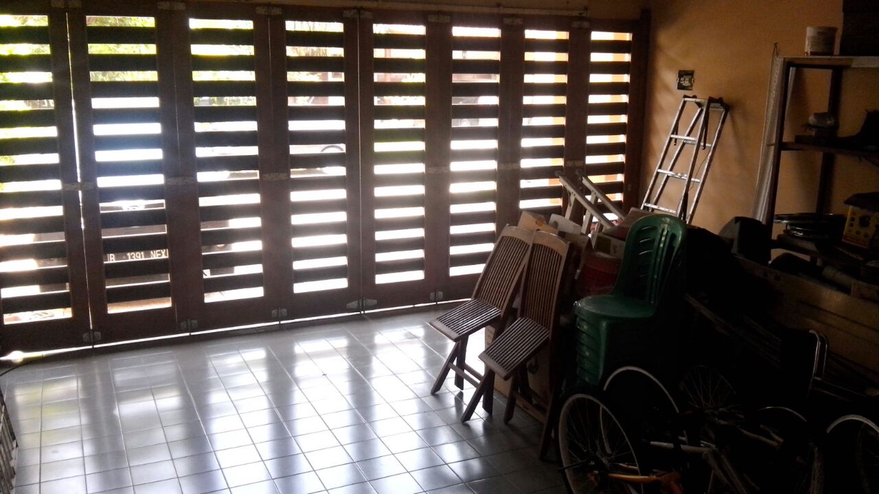 RUMAH SEWA 2 LANTAI FULL FURNISH DI TAMAN GIRI LOKA, BSD