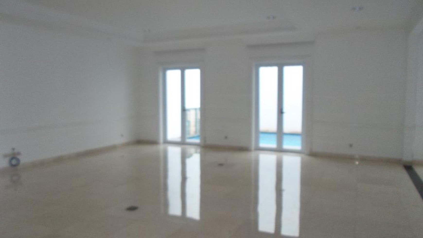 Amazing House in the Prime area of Pondok Indah