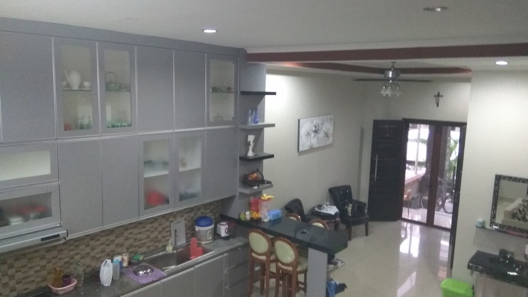 Dijual Rumah di Taman Ubud Lestari Sudah Renovasi - Lippo Karawaci