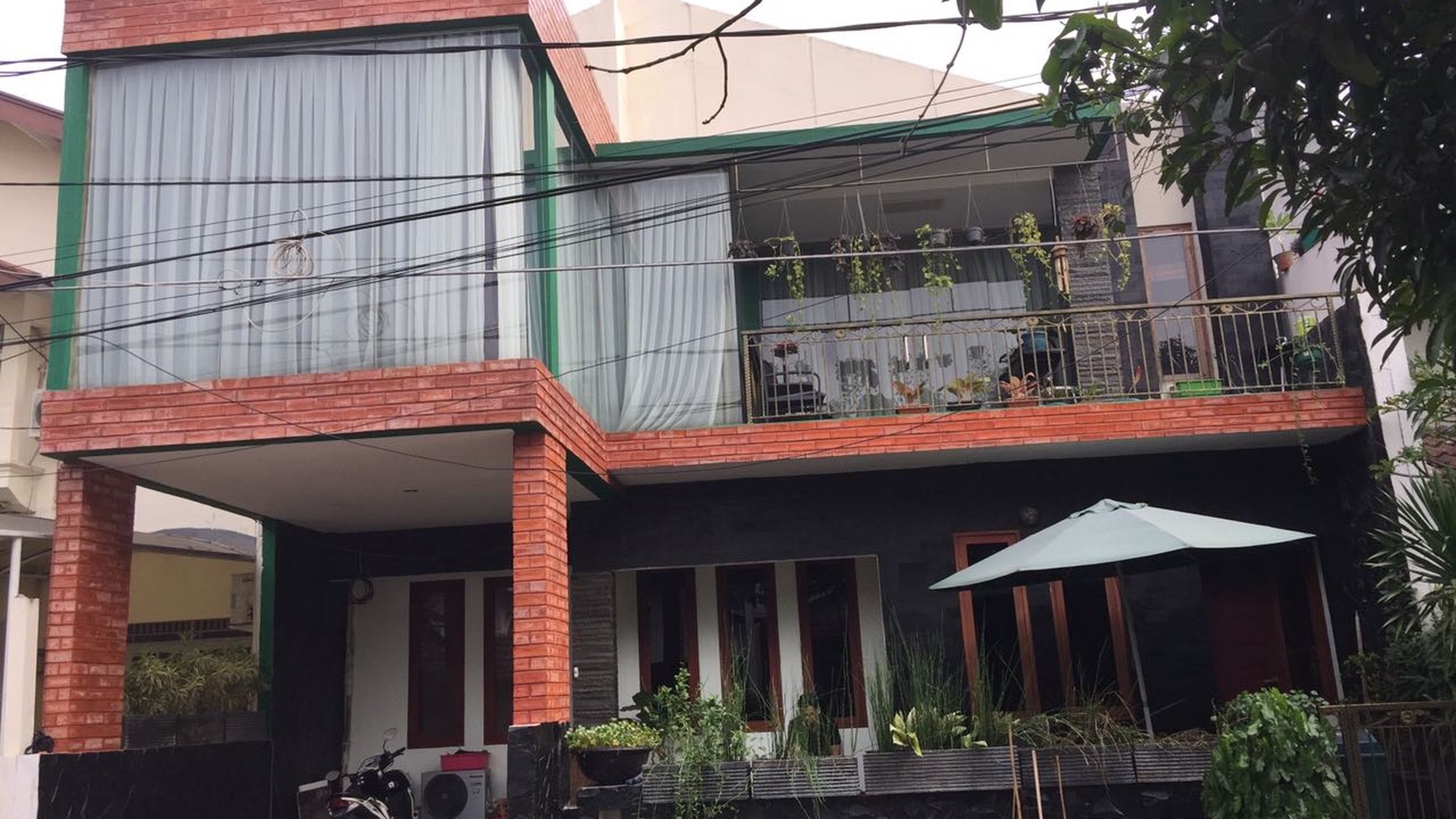 Rumah minimalis,siap huni di Bintaro Jaya Sektor 5