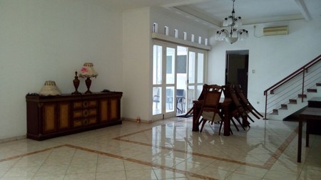Amazing house for rent in prime area of Kemang