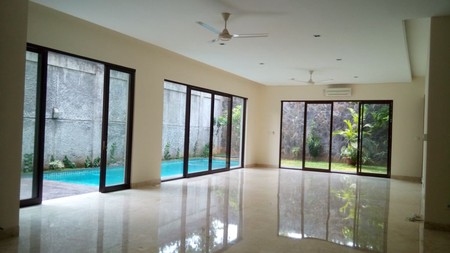 Amazing house for rent in prime area of Kemang