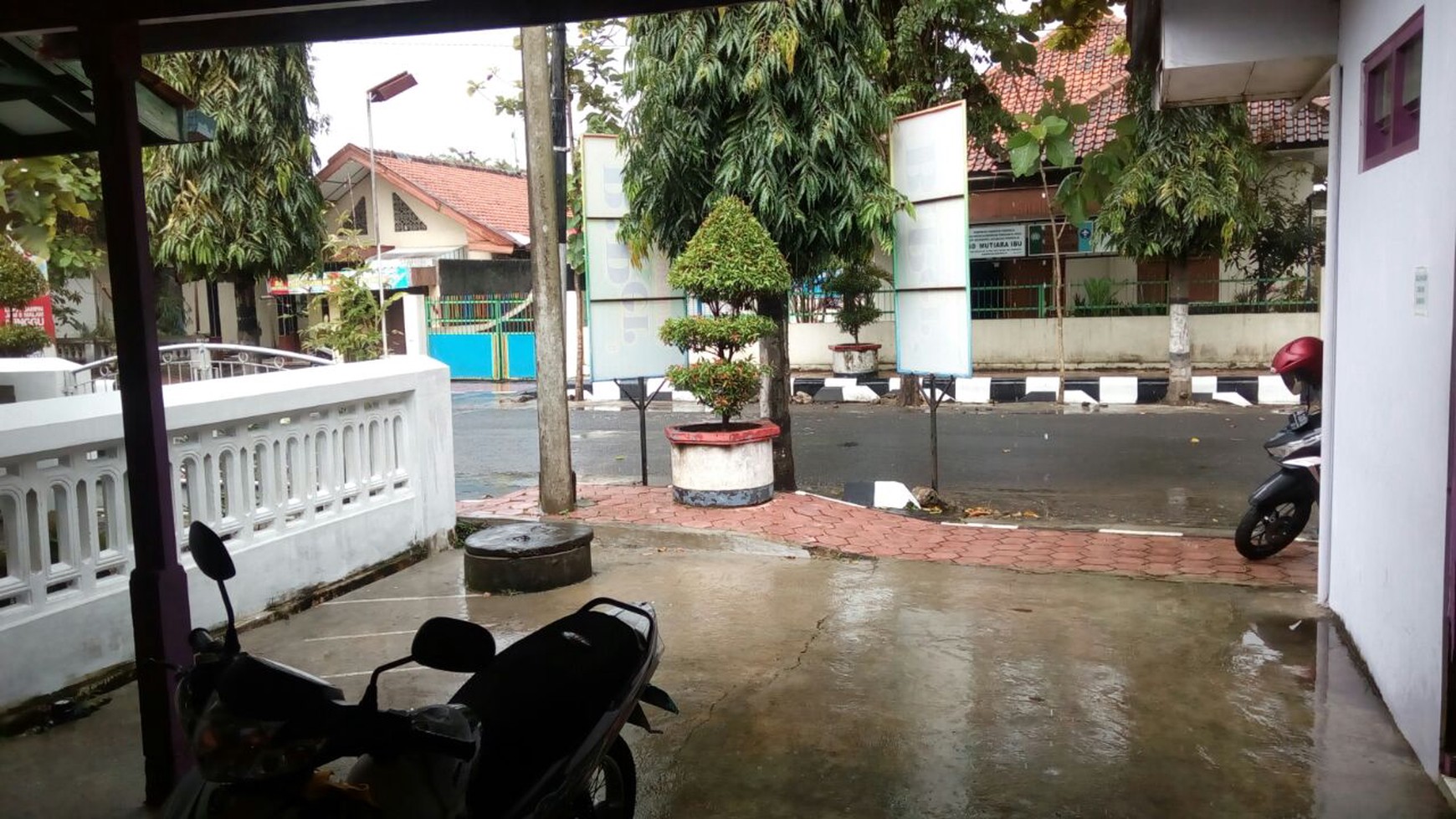 RUMAH DAN RUANG USAHA JL. DEWI CARTIKA, SINDURJAN, PURWOREJO