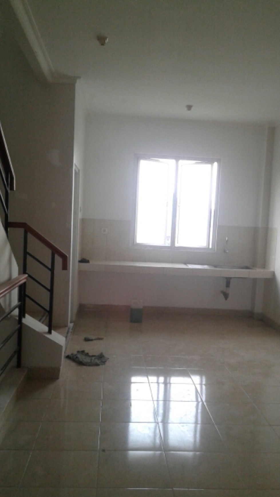 Disewakan Ruko 3 Gandeng Mendrisio - Gading Serpong