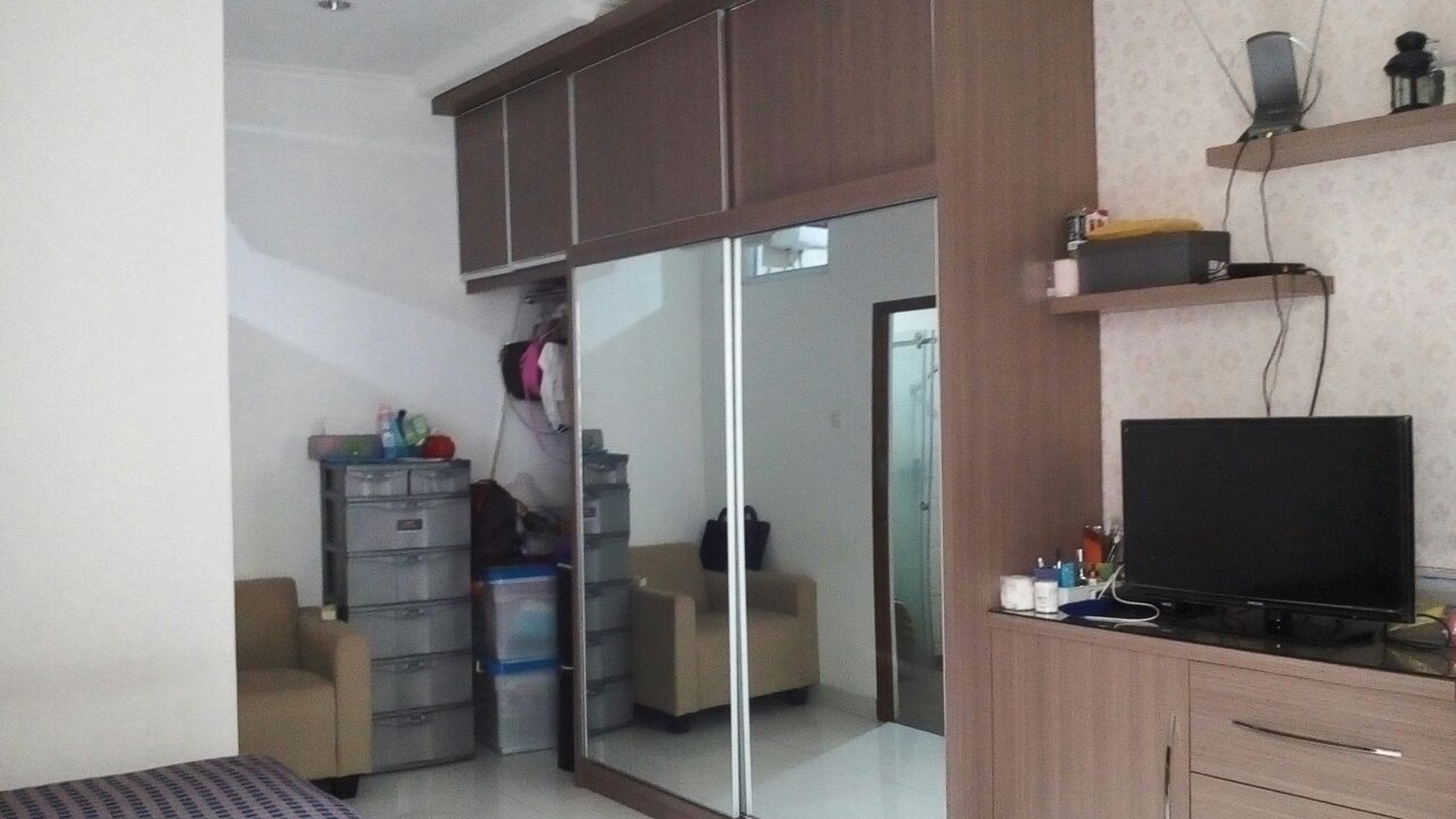 Rumah baru Aman, Nyaman dan penuh ke keluargaan di Bintaro Sektor 4#IK