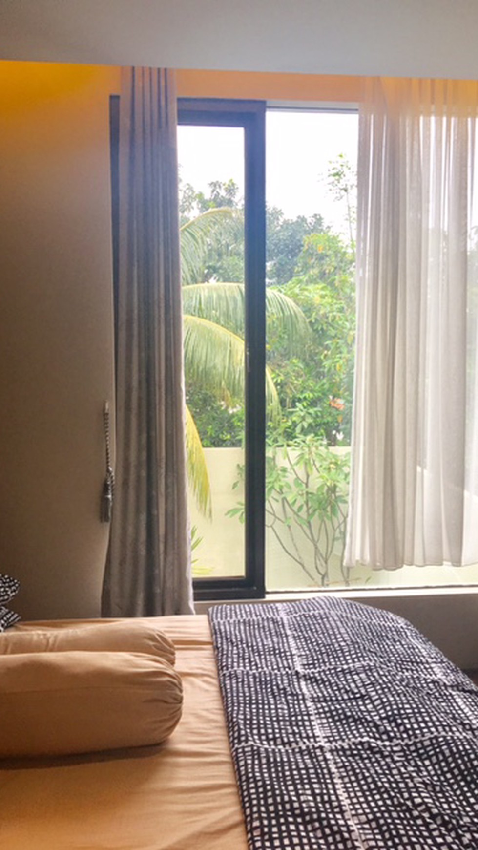 RUMAH CANTIK MINIMALIST DENGAN KOLAM RENANG DI BINTARO SEKTOR 9 #EU