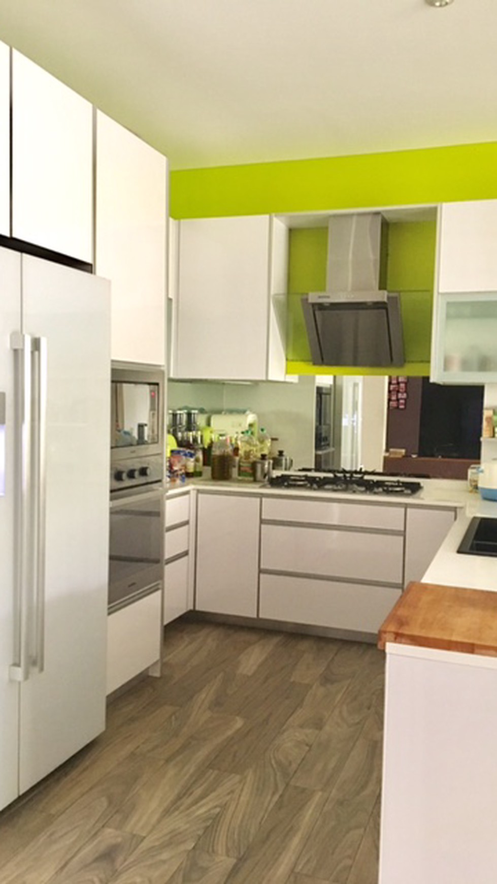 RUMAH CANTIK MINIMALIST DENGAN KOLAM RENANG DI BINTARO SEKTOR 9 #EU