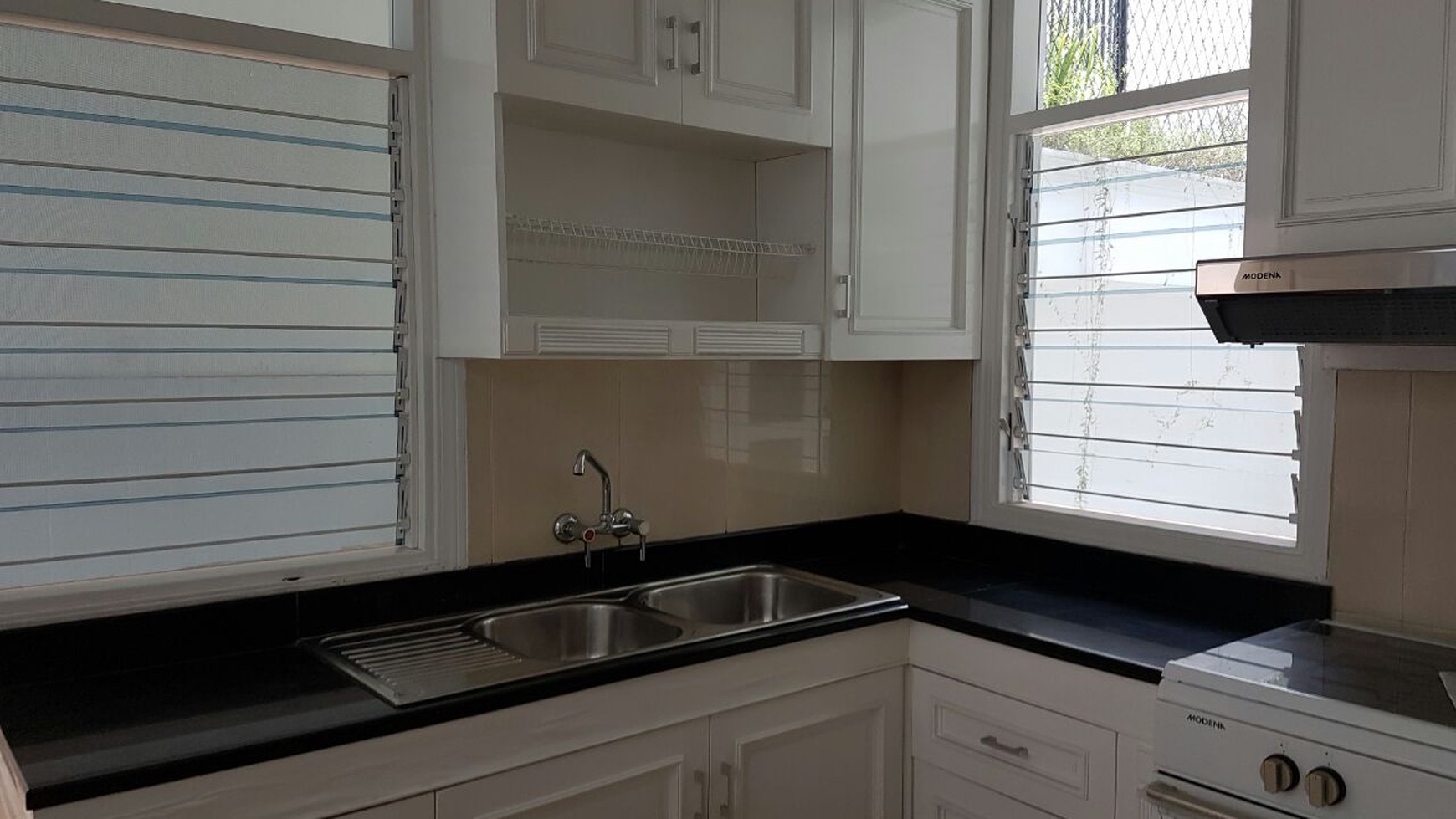 Dijual Rumah - Kebayoran Baru, Jakarta Selatan
