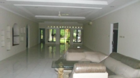 beautiful house in the prime area of Kemang