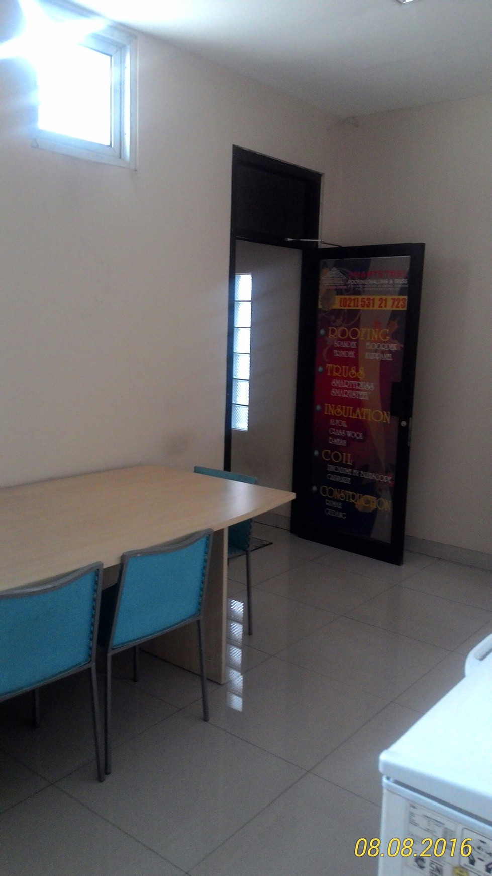 RUKO 2 1/2 LANTAI COCOK UNTUK USAHA DI JL. RAYA SERPONG