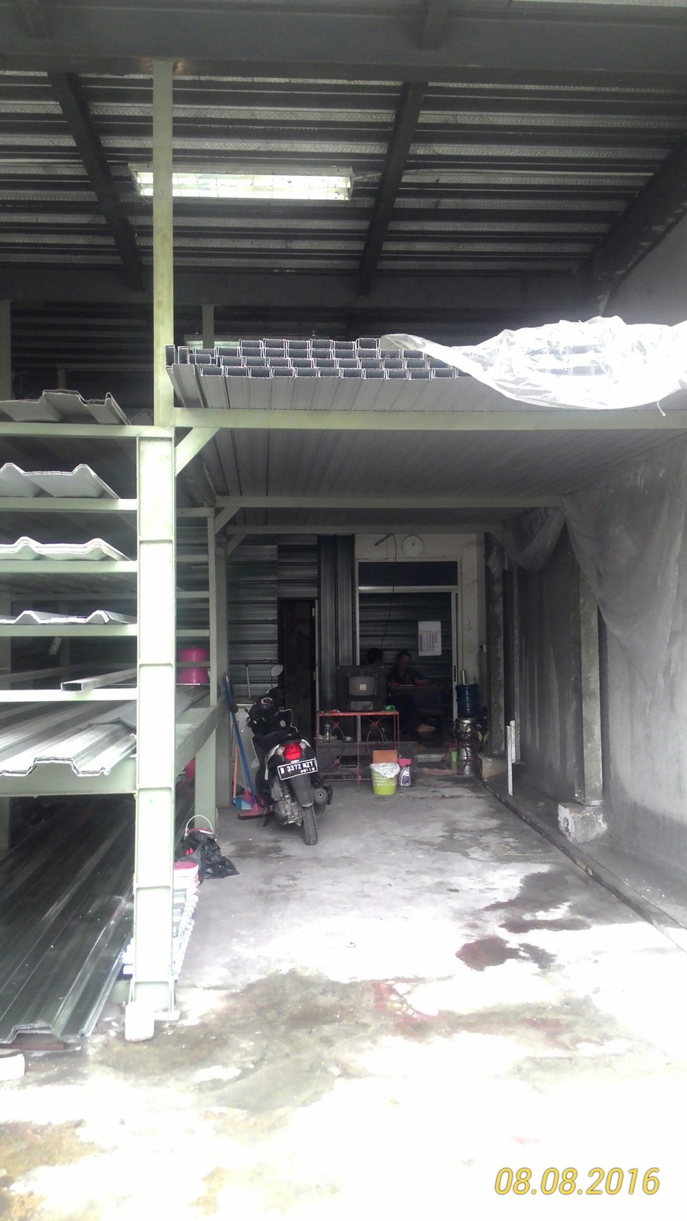 RUKO 2 1/2 LANTAI COCOK UNTUK USAHA DI JL. RAYA SERPONG