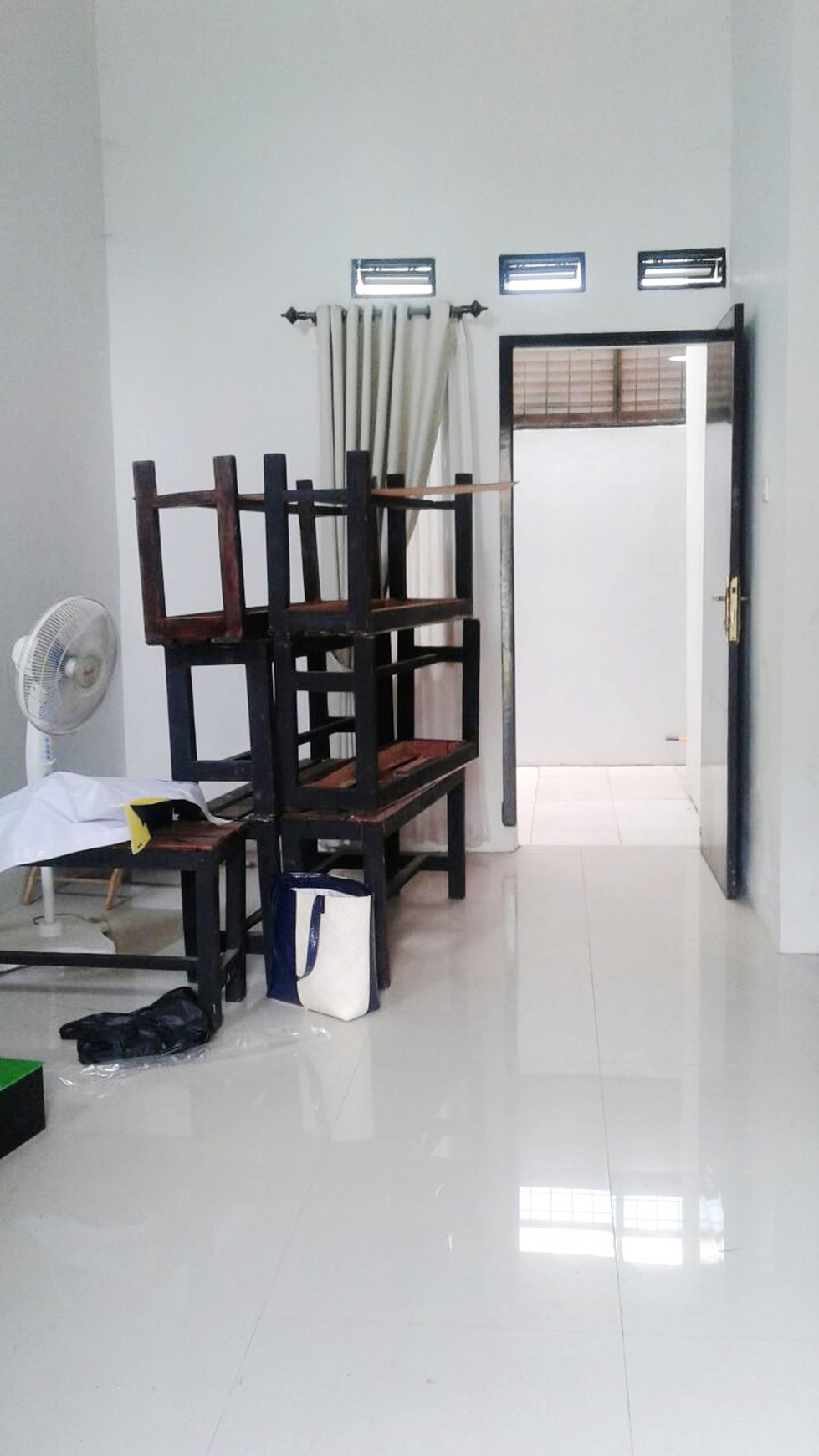 Rumah Dijual lokasi strategis, bagus, nyaman dan aman daerah Bintaro Jombang