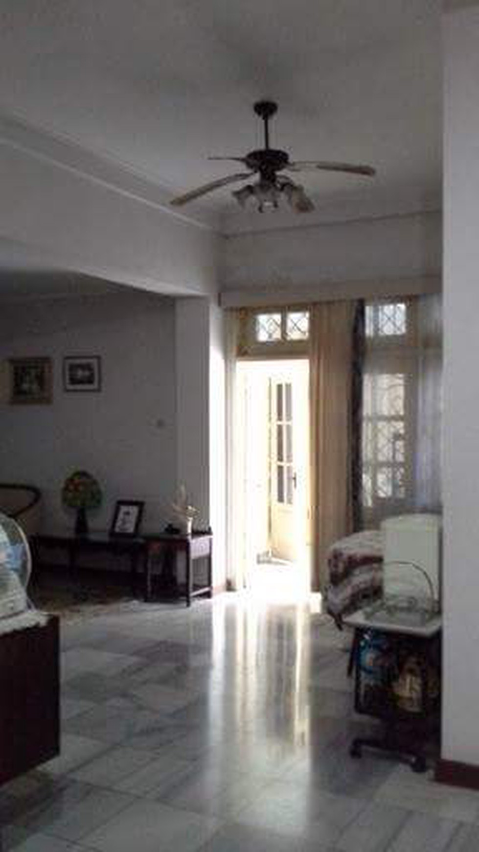 Rumah 7BR Bonang Menteng Area Strategis Harga Bagus
