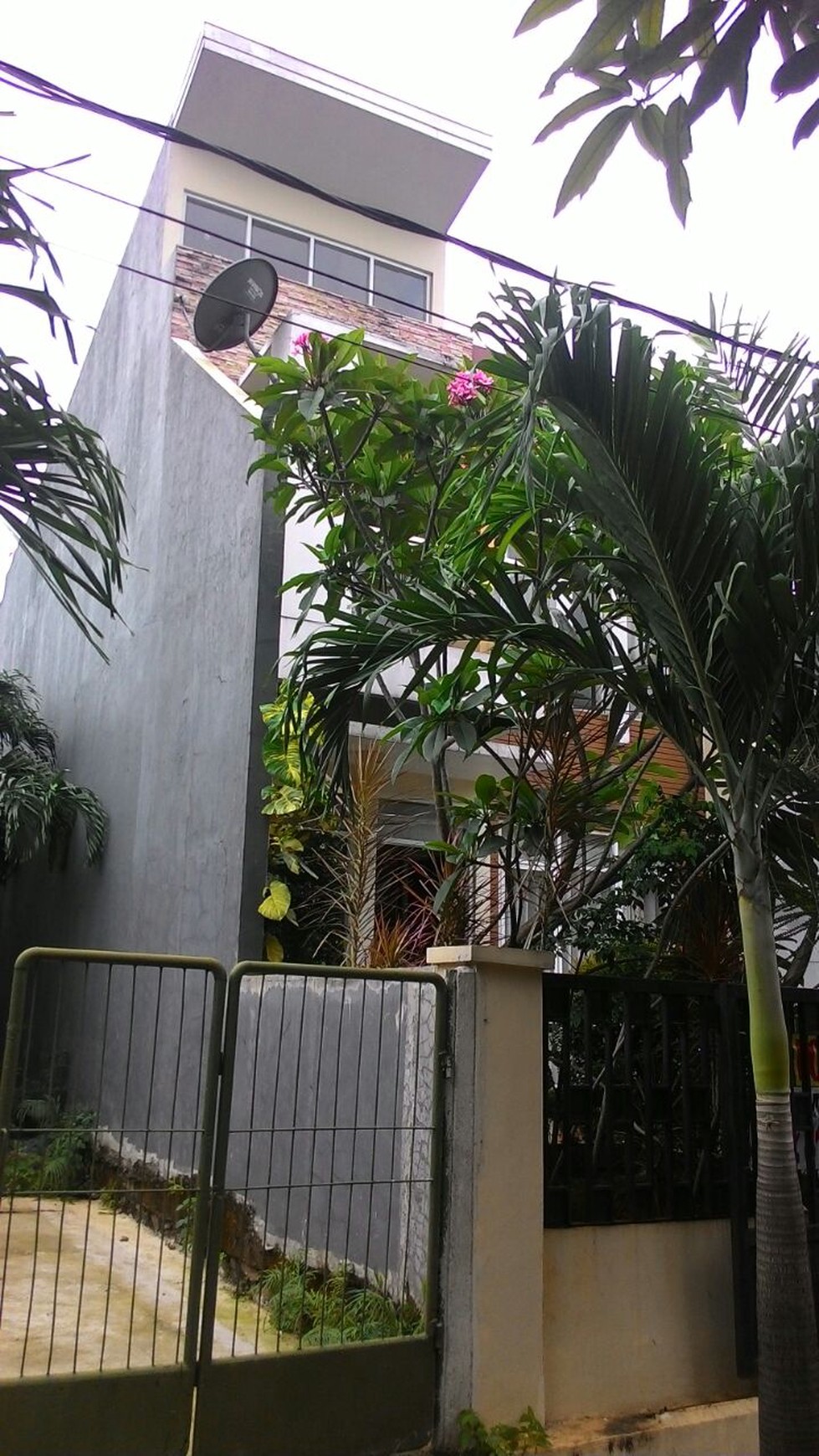 Rumah Siap Huni ,minimalis  di Pondok Jaya