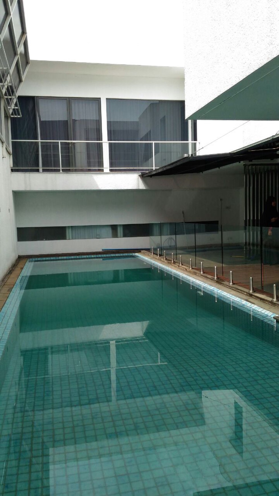 Rumah lux Modern dalam cluster di  Jakarta Selatan