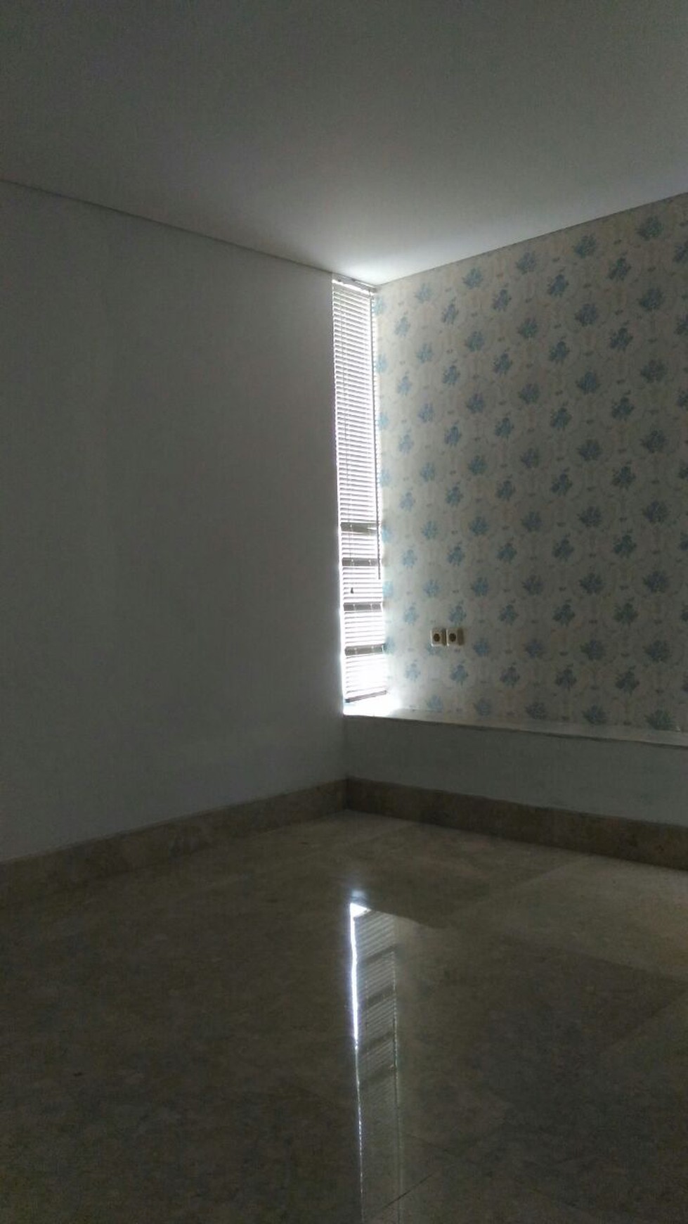 Rumah lux Modern dalam cluster di  Jakarta Selatan