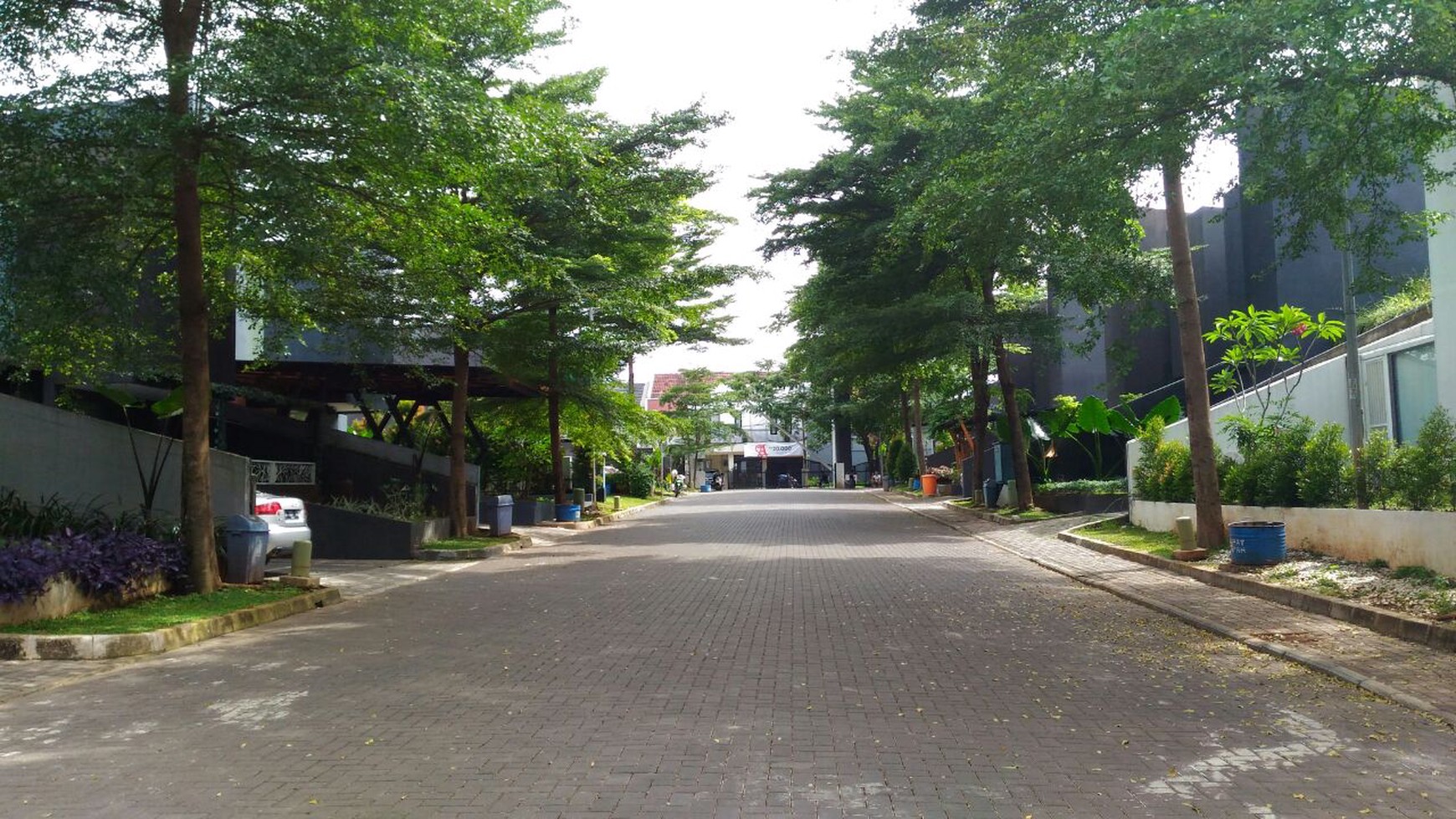 Rumah lux Modern dalam cluster di  Jakarta Selatan