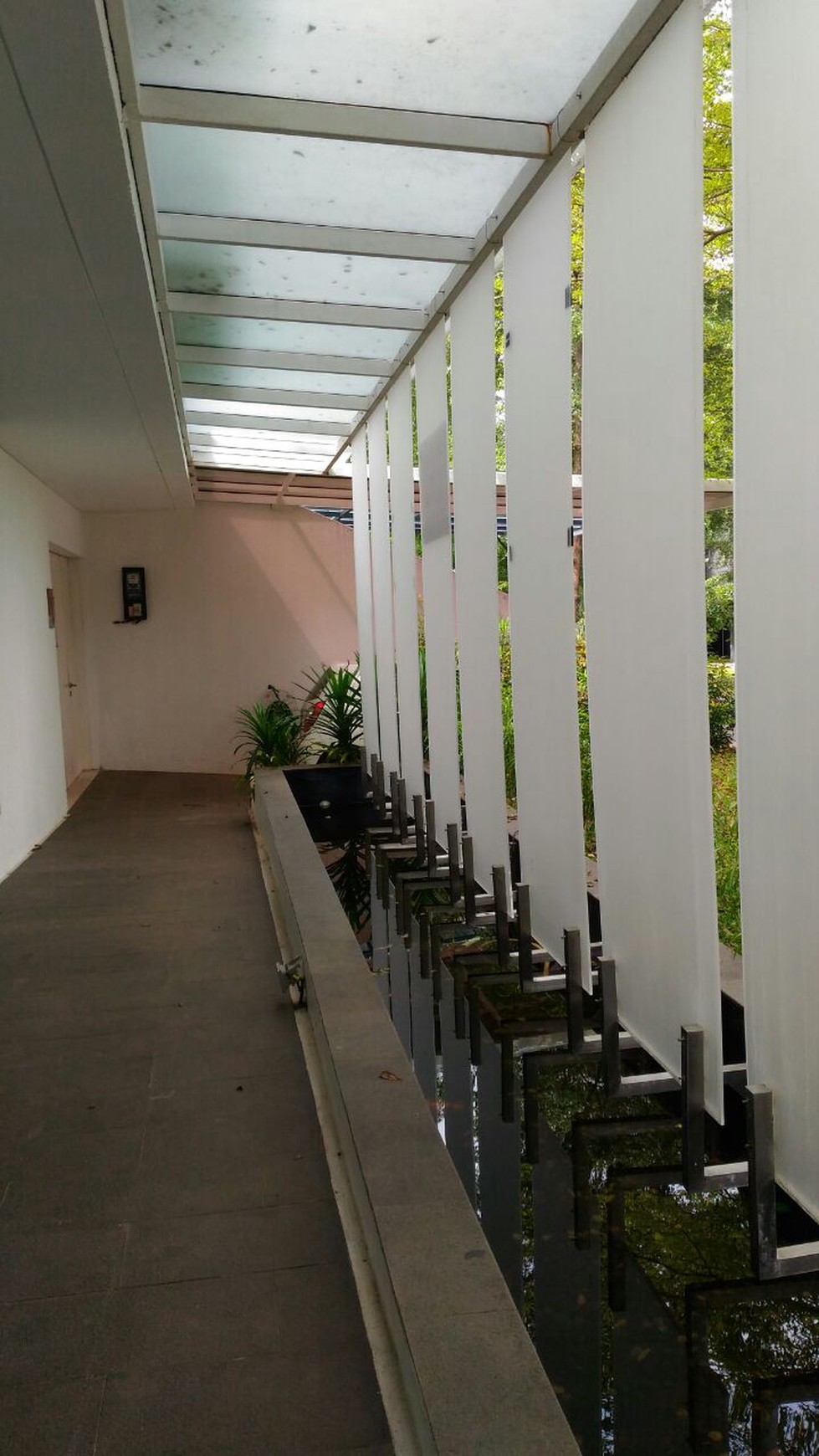 Rumah lux Modern dalam cluster di  Jakarta Selatan