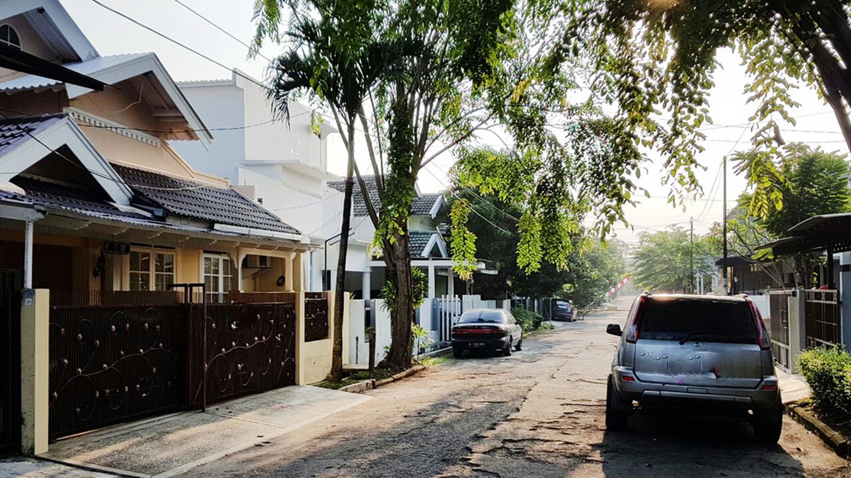 Rumah Disewakan nyaman, aman, dan siap huni Terletak di daerah Bintaro-Tangsel