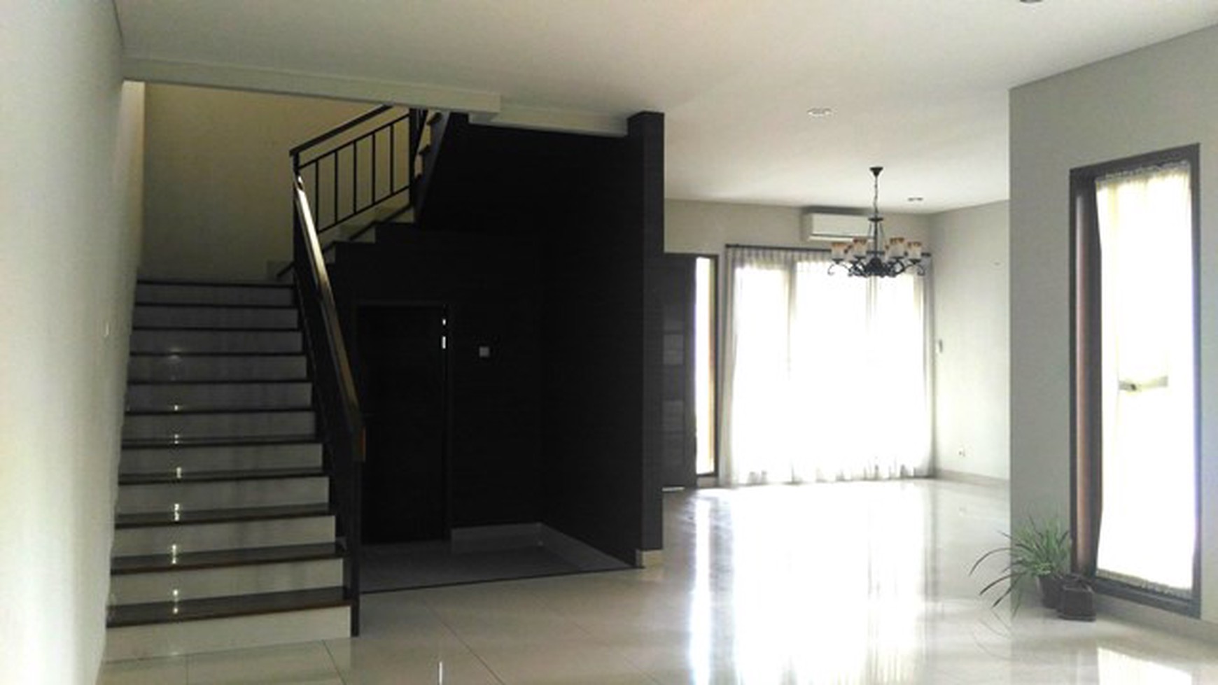 Rumah Hook Modern Minimalis, 400m 5,4M nego, MURAH!!!