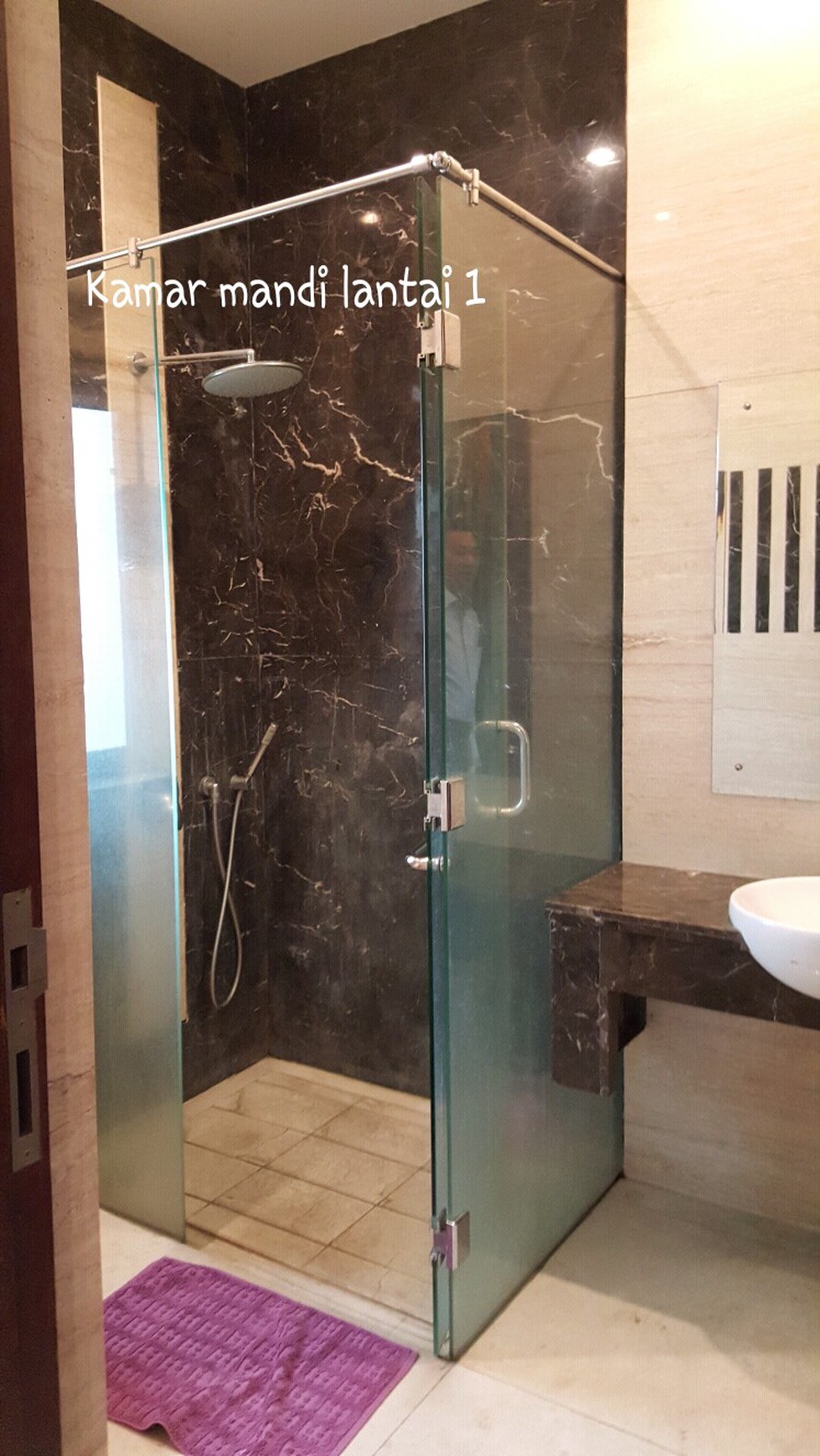 Dijual / Disewakan Rumah di Taman Diponegoro - Lippo Karawaci