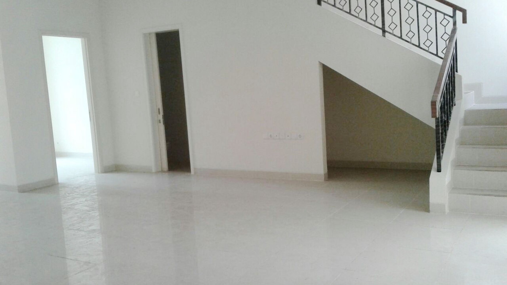 Rumah Dijual lokasi strategis, bagus, nyaman dan aman daerah BSD-Tangerang