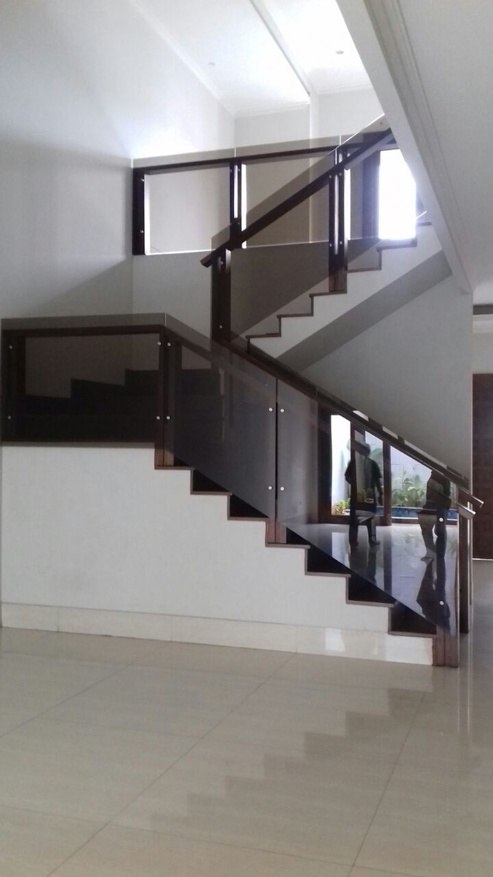 Rumah Cantik Brand New Di Kawasan Selatan Lebak Bulus