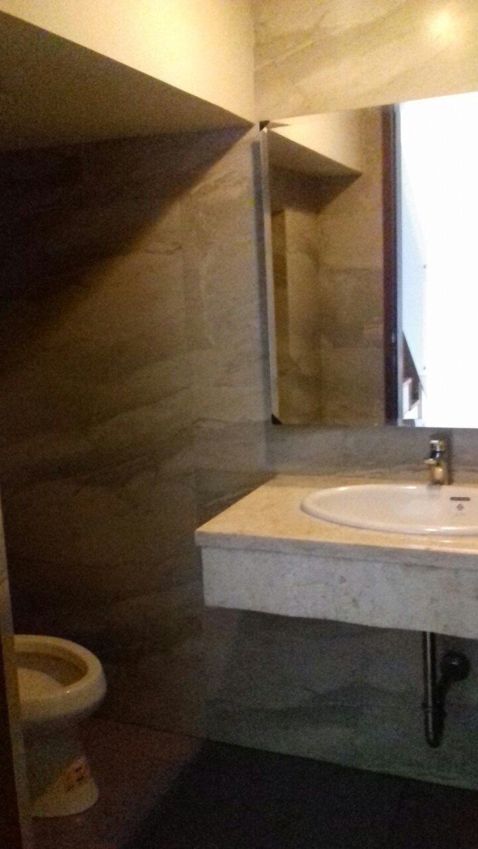 Rumah Cantik Brand New Di Kawasan Selatan Lebak Bulus