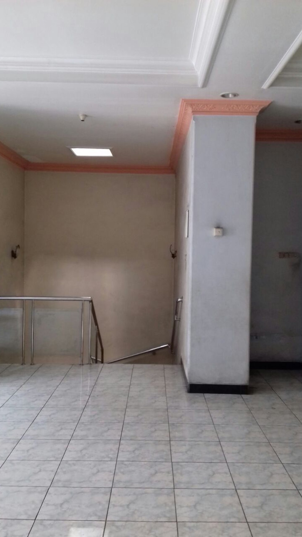 Rumah Pinggir Jalan Cocok Untuk Usaha Di Bintaro 3A