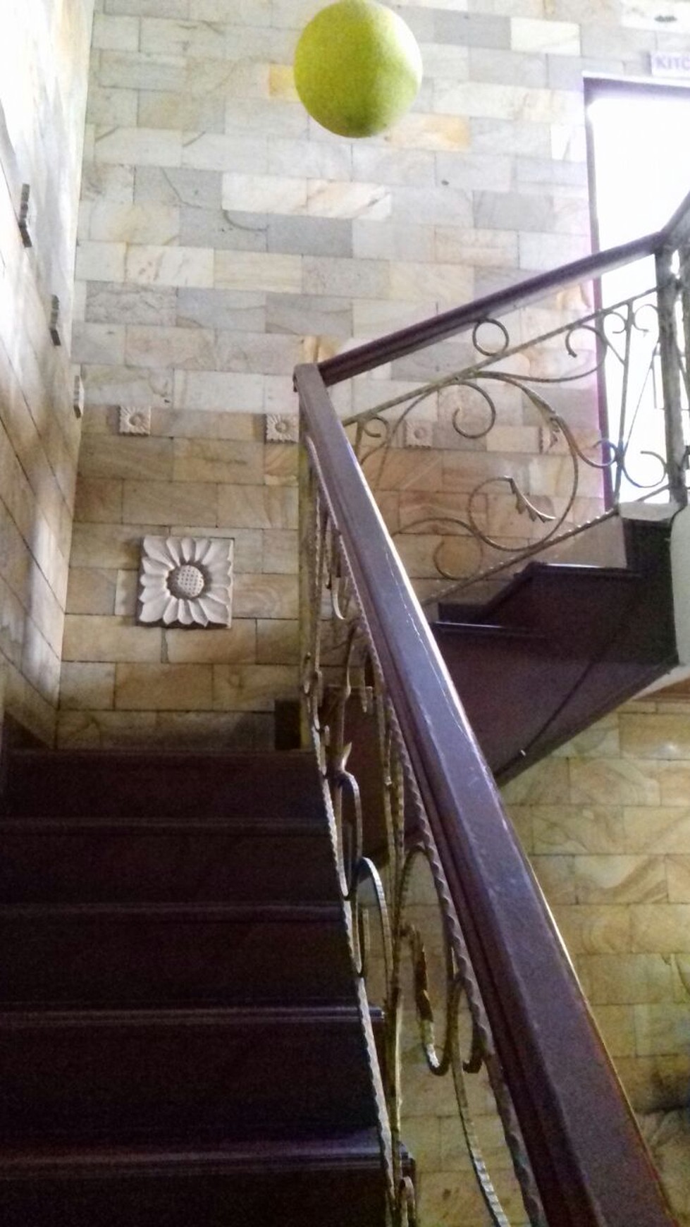 Rumah full furnish,bagus di Bintaro Jaya Sektor 5