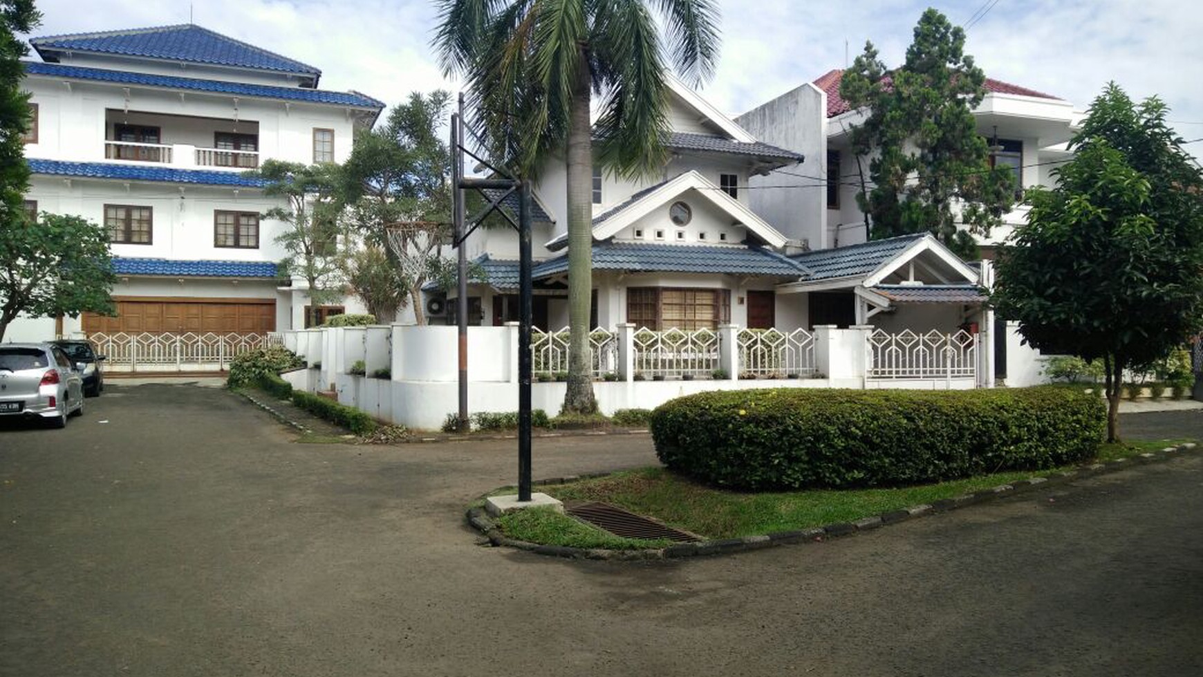 Rumah Minimalis,mewah,Bagus di Bintaro Jaya Sektor 3a