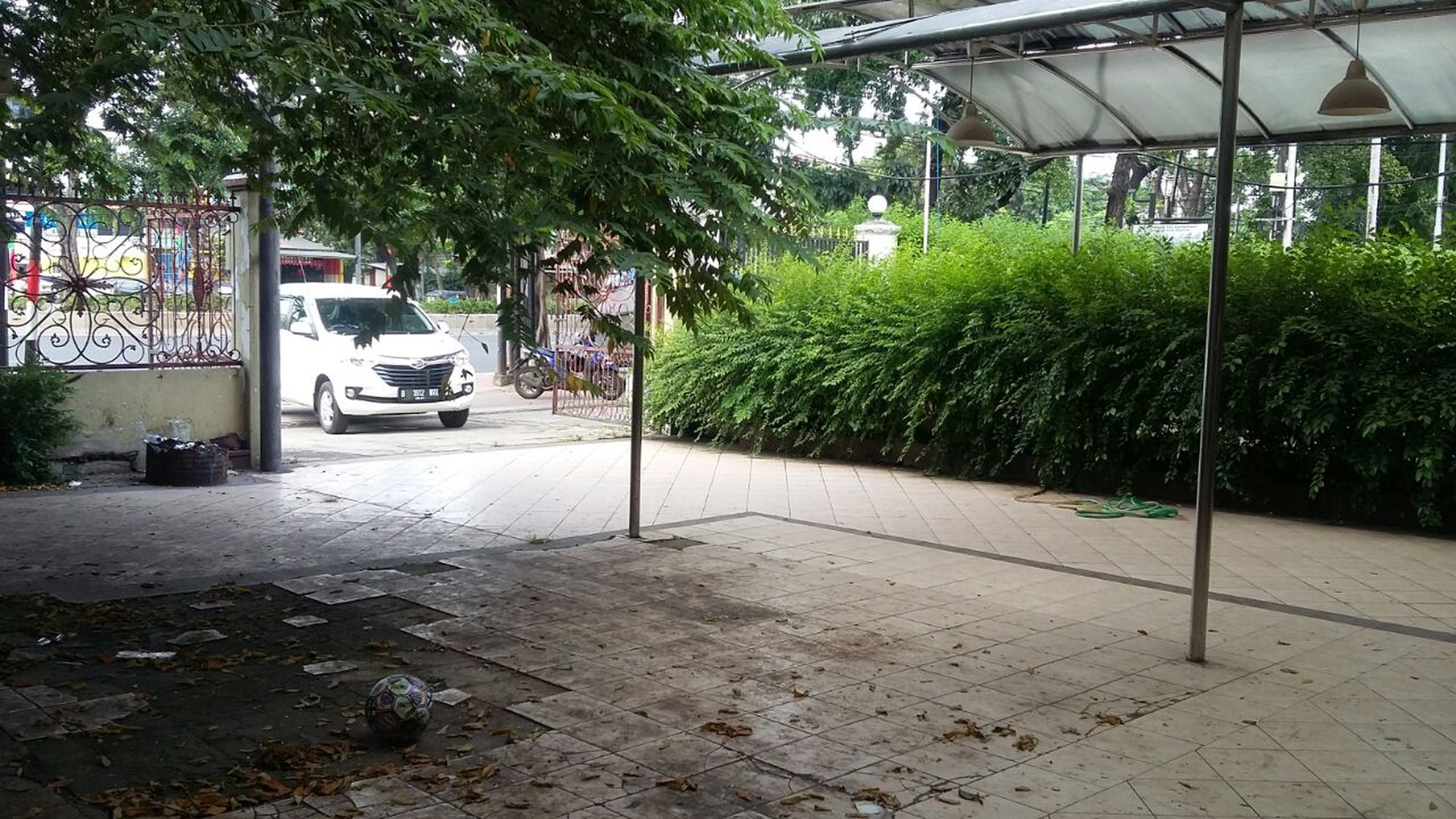 Rumah Lama Hitung Tanah Dikawasan Komersial Rawamangun #AK