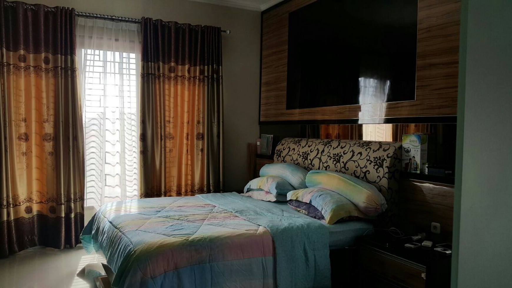 Dijual Rumah Beserta Bangunan Pabrik di Jl. Ciater Raya (Bersebelahan Bengkel Ferrari) - Tangerang