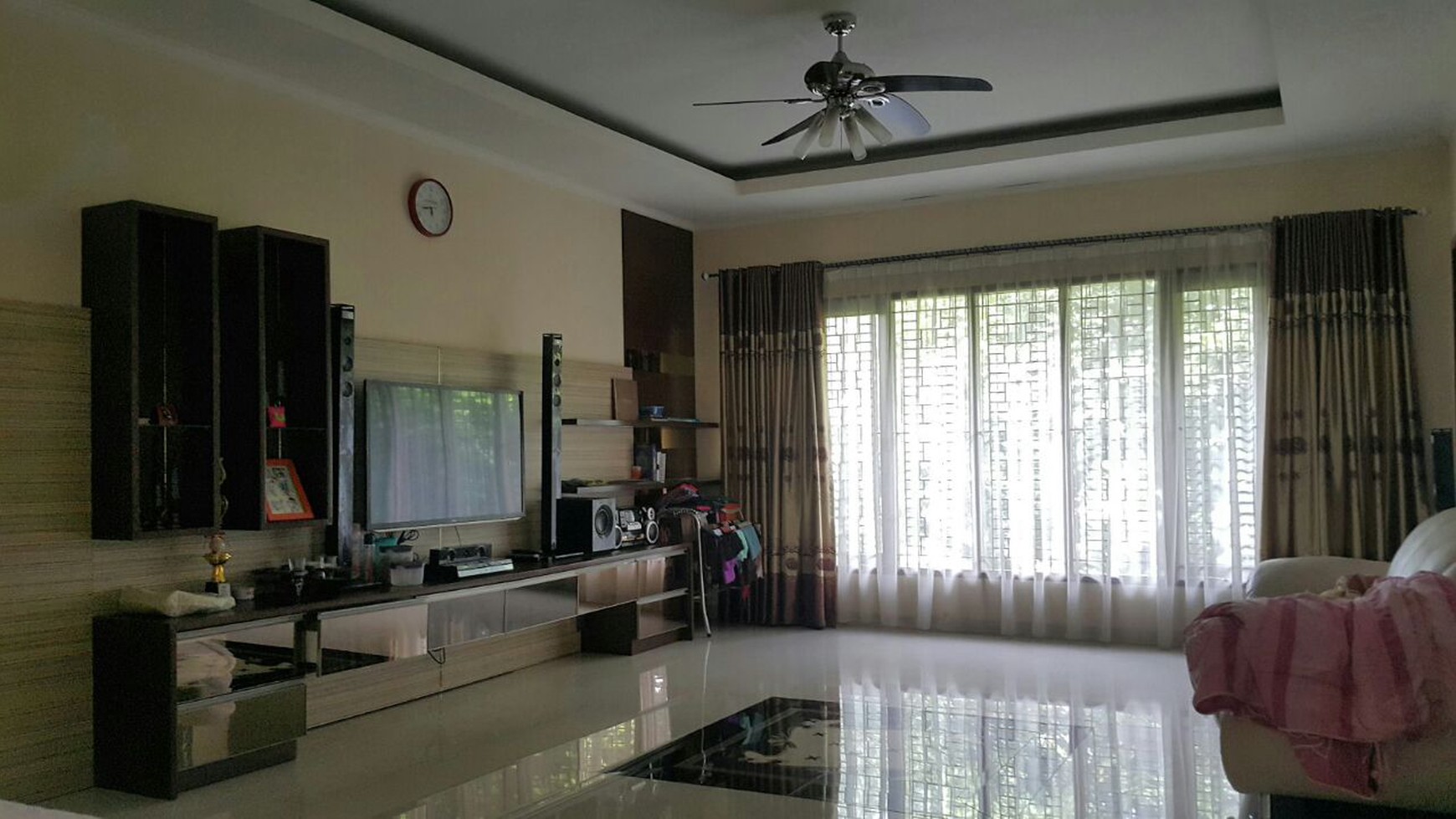 Dijual Rumah Beserta Bangunan Pabrik di Jl. Ciater Raya (Bersebelahan Bengkel Ferrari) - Tangerang