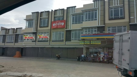 Dijual Ruko 2.5 Lantai di Jl. Raya Parakan - Pamulang, Tangerang
