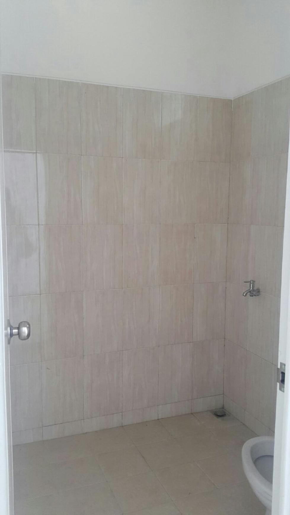 Dijual Ruko 2.5 Lantai di Jl. Raya Parakan - Pamulang, Tangerang