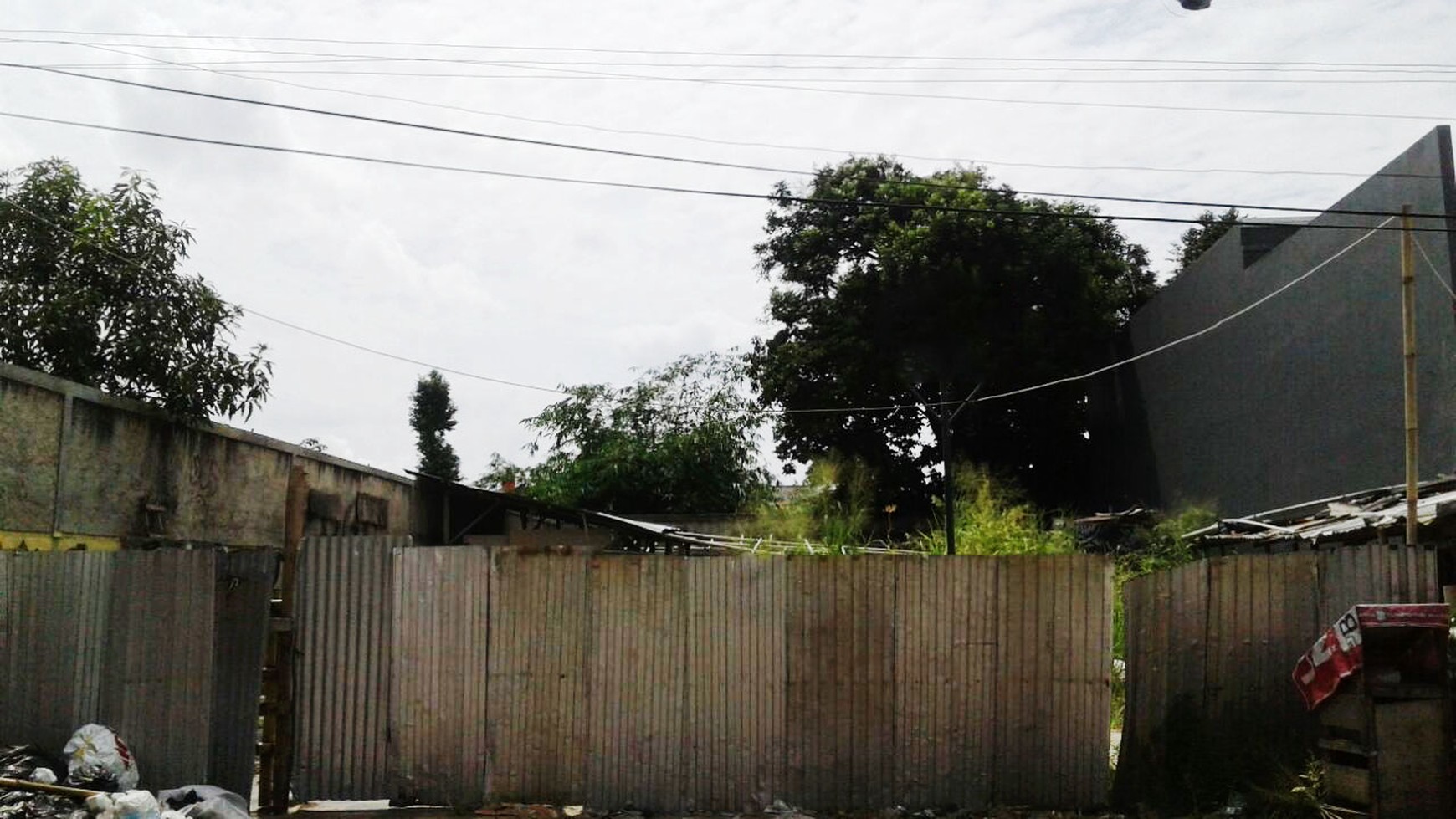 Rumah Dijual nyaman, aman dan siap huni di daerah tegal rotan Tangerang Selatan