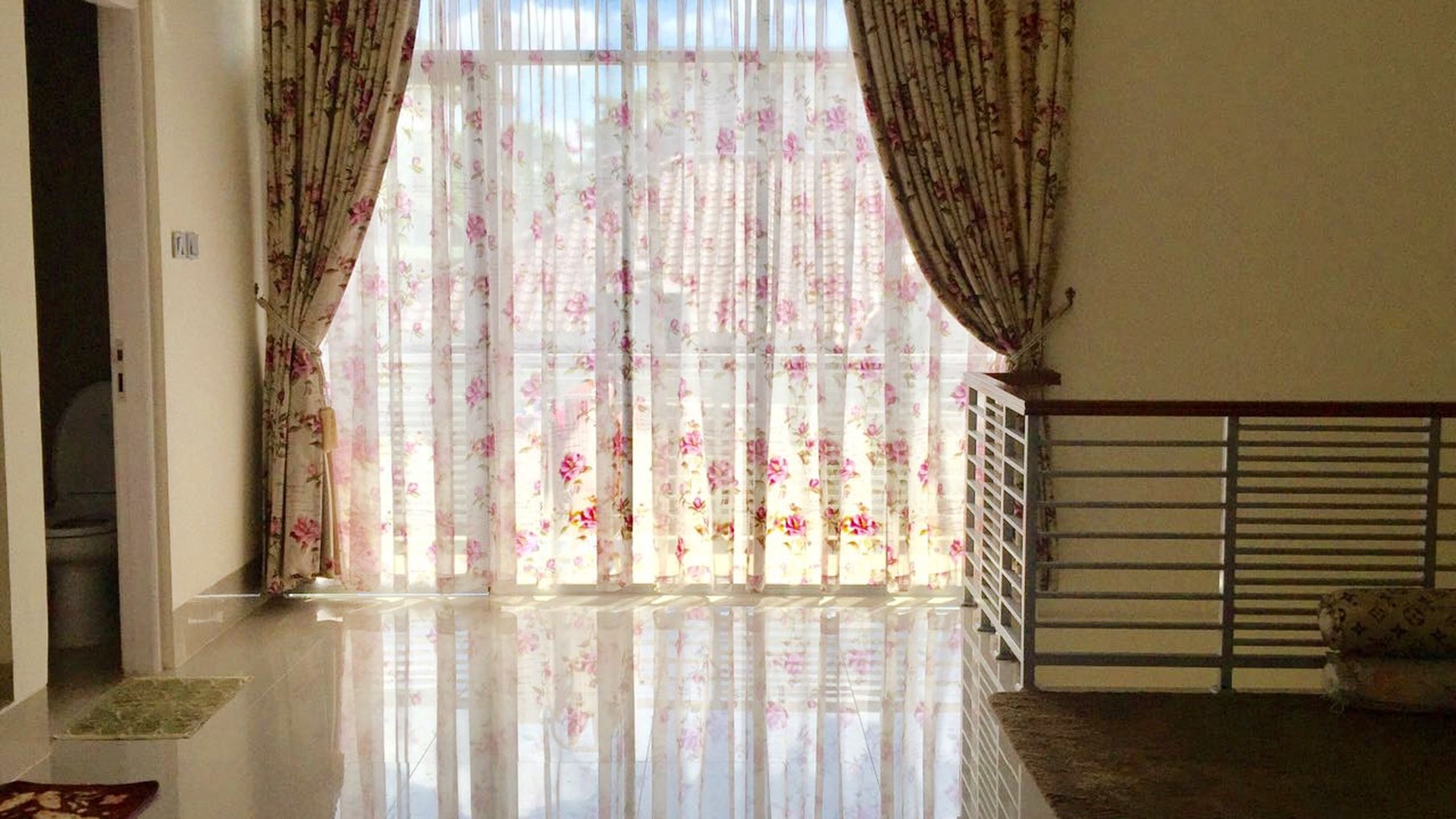 Rumah Dijual nyaman, aman dan siap huni di daerah Bintaro Jakarta Selatan
