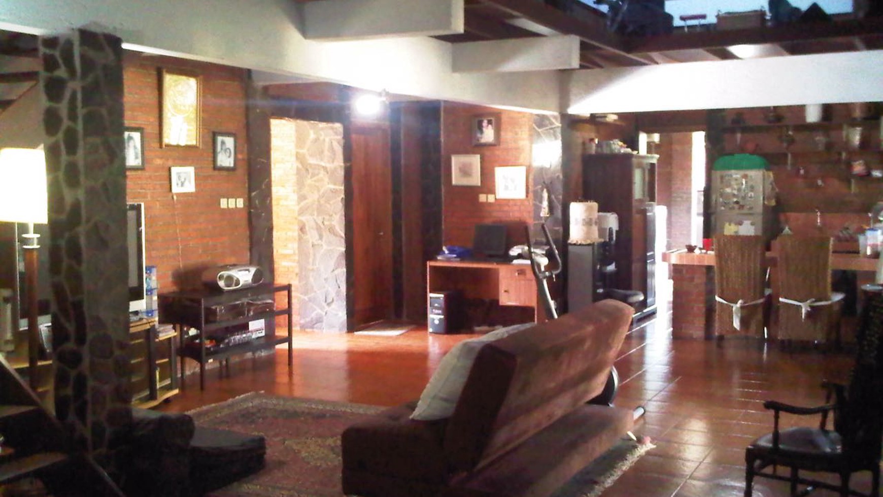 Rumah Halaman Luas,Asri,Bagus di Pondok Aren Tangerang